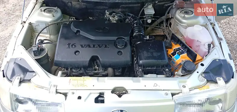 2006 vaz 21104