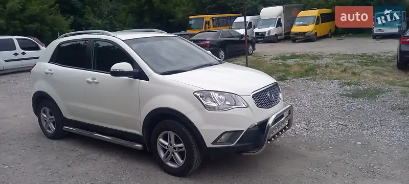2013 ssang-yong korando
