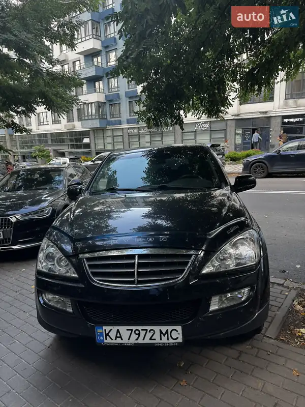 2010 ssang yong kyron