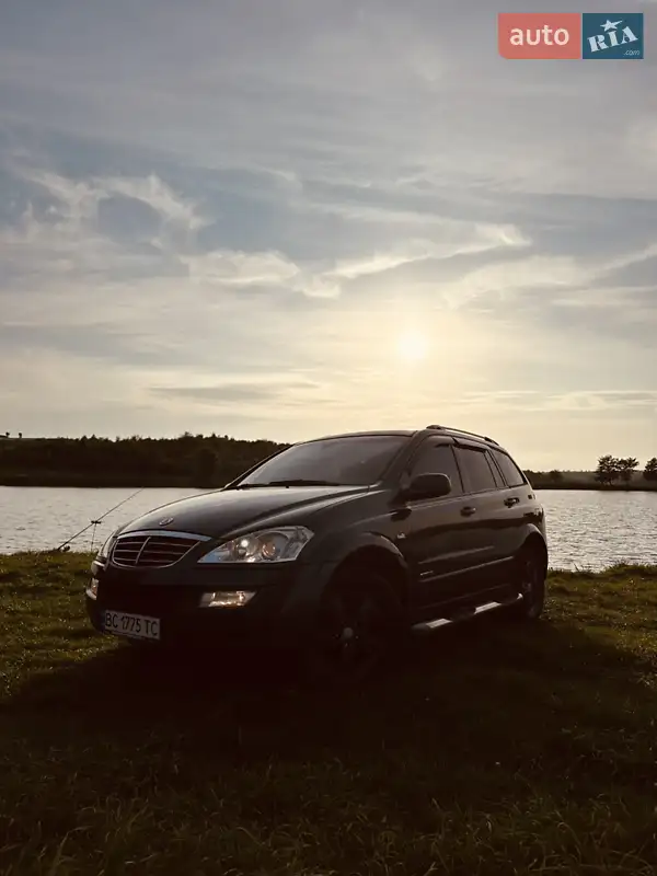 2011 ssang yong kyron