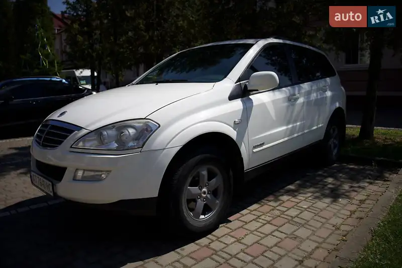 2012 ssang yong kyron