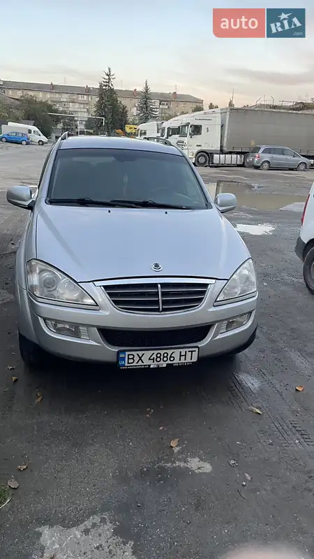 2010 ssang yong kyron