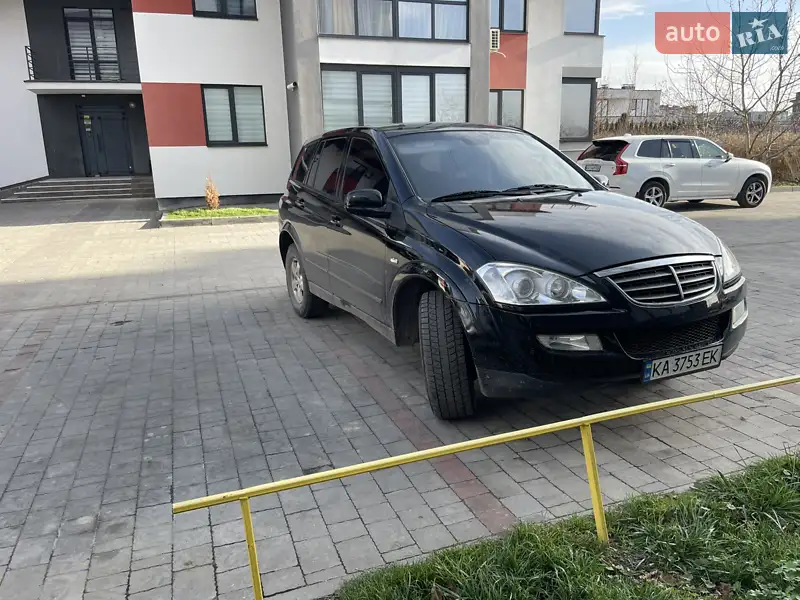 2010 ssang yong kyron