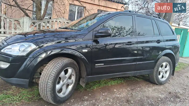 2011 ssang yong kyron