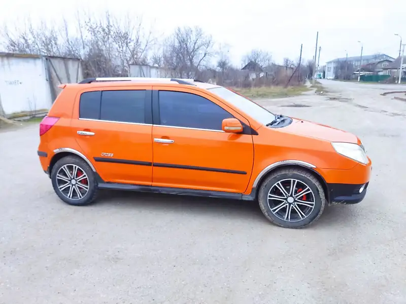 2013 geely mk cross