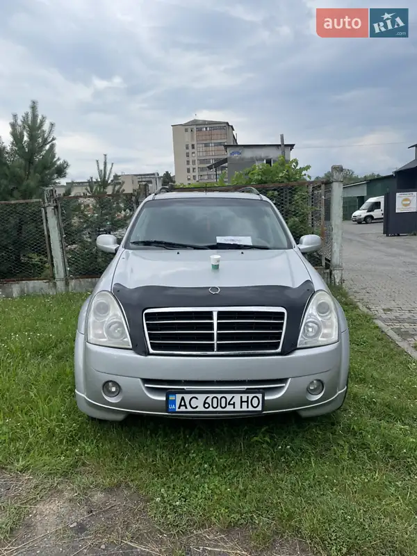 2012 ssang yong rexton