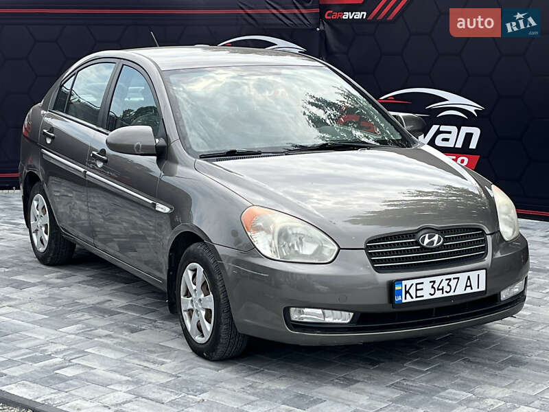 2008 hyundai accent