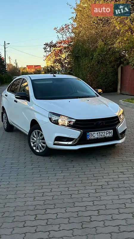 2021 lada vesta