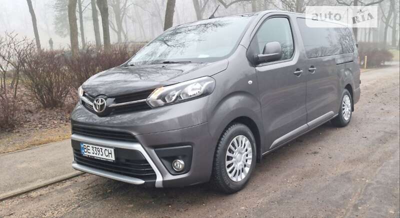 2019 toyota proace