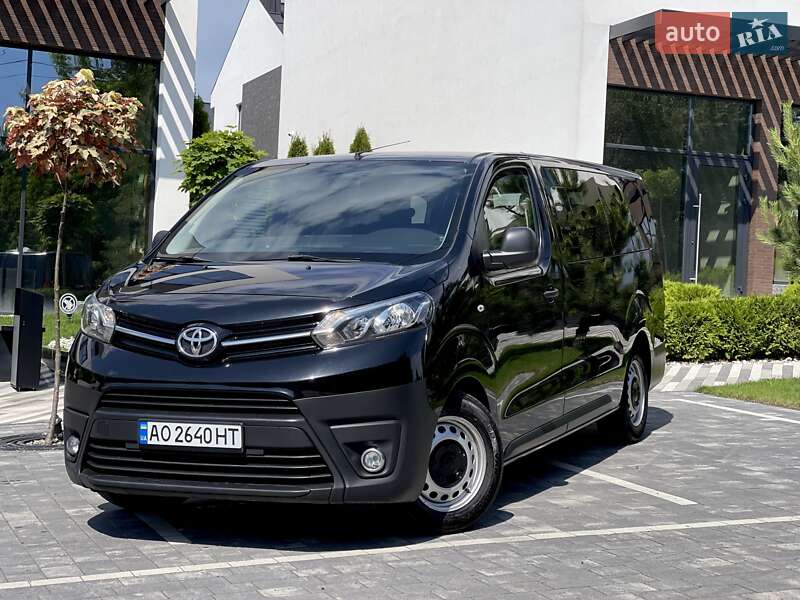 2018 toyota proace