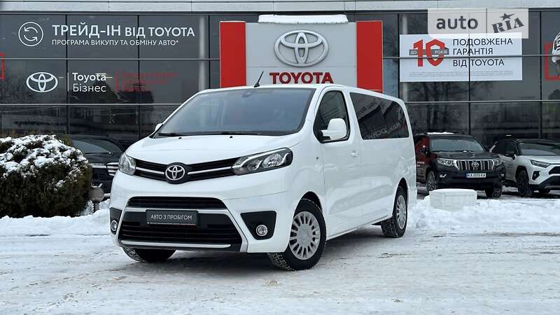 2019 toyota proace