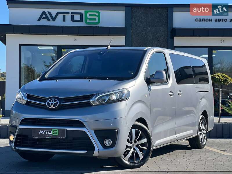 2021 toyota proace