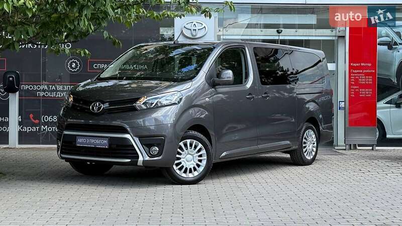 2024 toyota proace verso