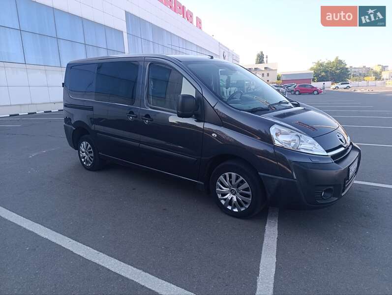 2013 toyota proace