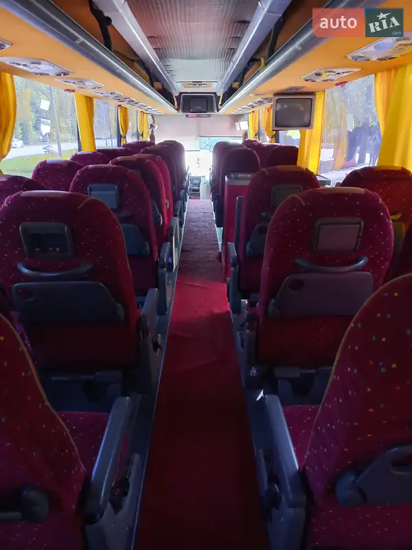 2005 van hool 915-ss2f