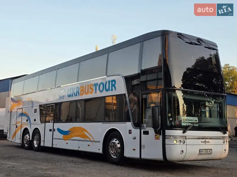 2010 van hool t-925 astromega