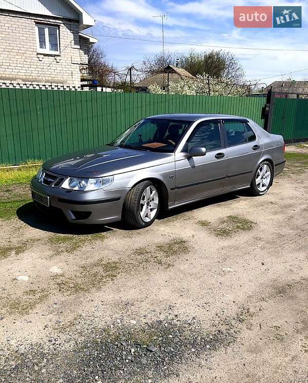 2004 saab 9-5