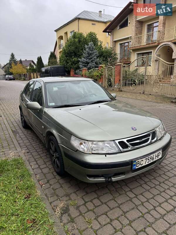 2004 saab 9-5