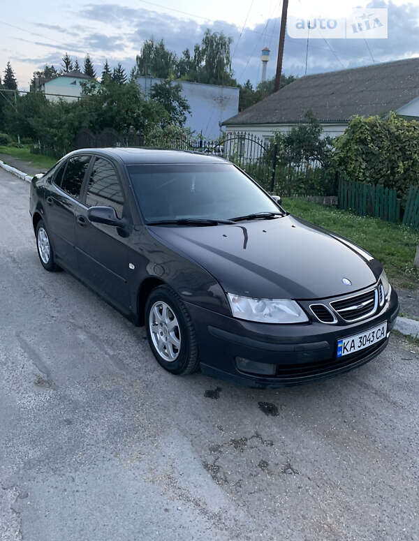 2005 saab 9-3