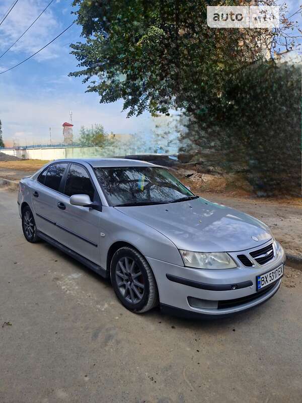 2005 saab 9-3