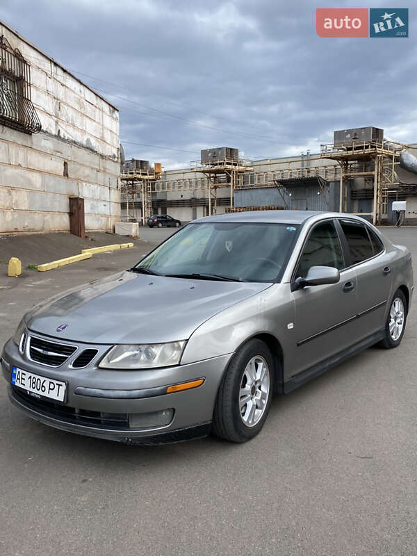 2005 saab 9-3