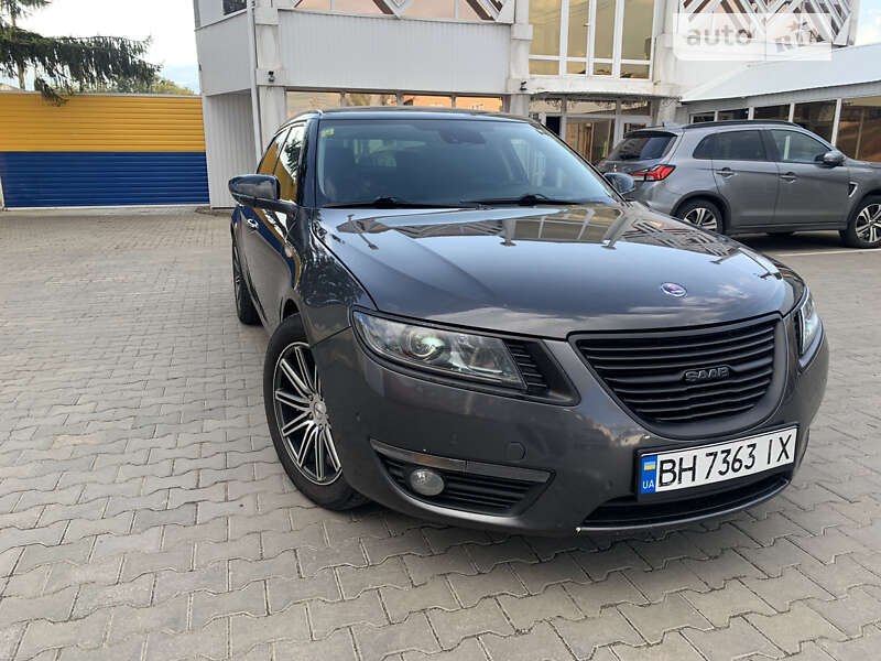 2011 saab 9-5