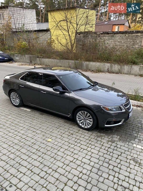 2010 saab 9-5
