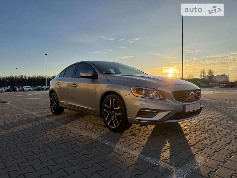 2016 volvo s60