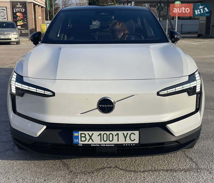 2023 volvo ex30