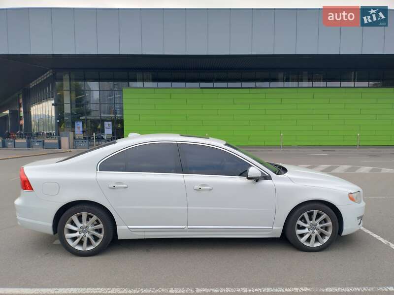 2014 volvo s80