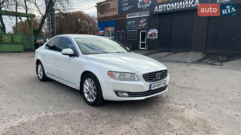 2014 volvo s80