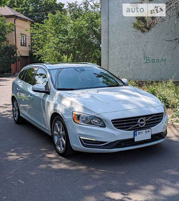 2016 volvo v60