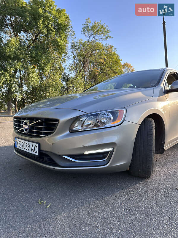 2014 volvo v60