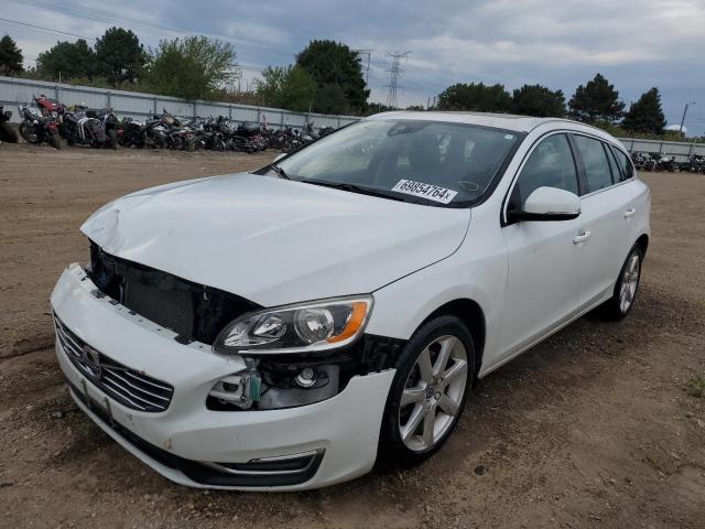 2015 volvo v60 t5 pre