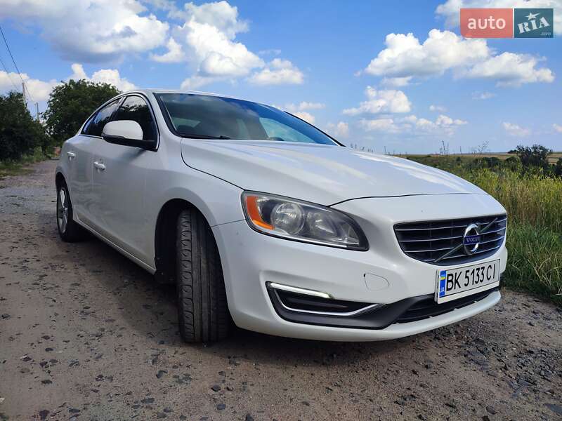 2015 volvo s60
