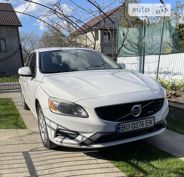 2015 volvo s60