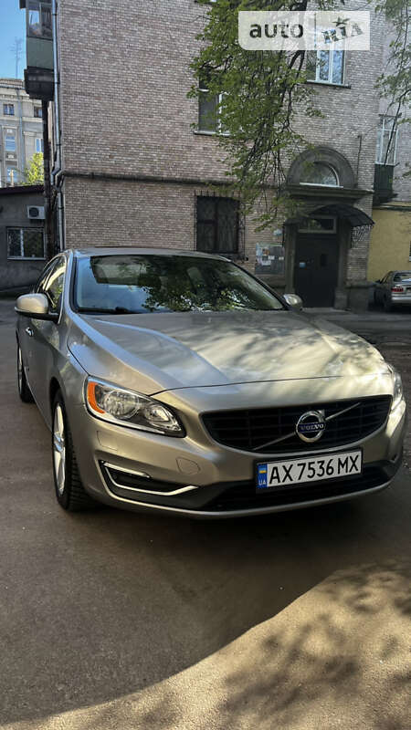 2014 volvo s60