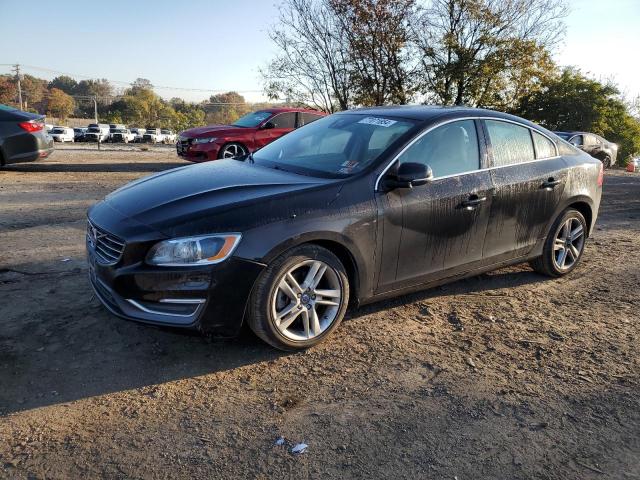 2015 VOLVO S60