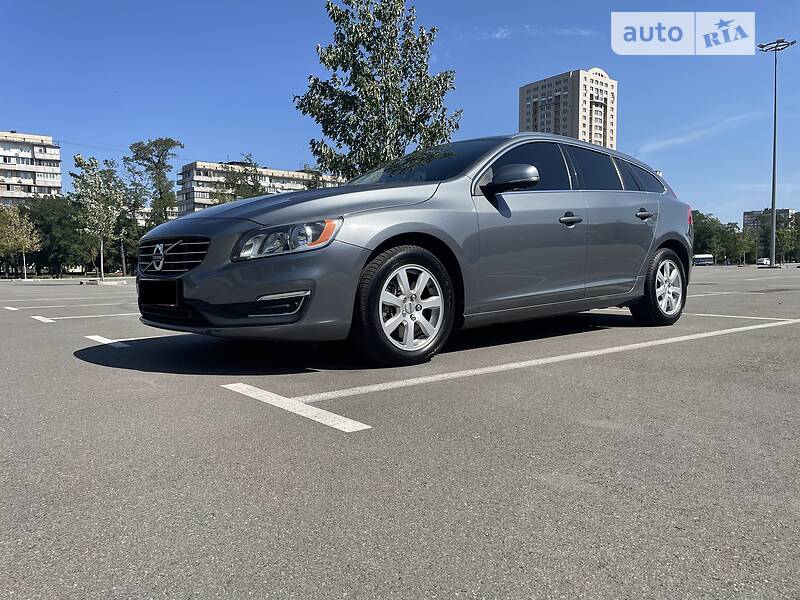 2015 volvo v60
