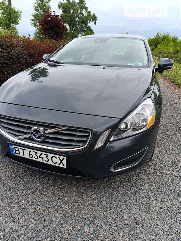 2010 volvo s60