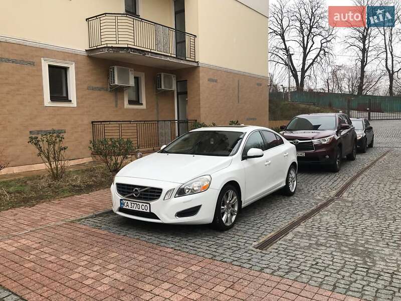 2011 volvo s60