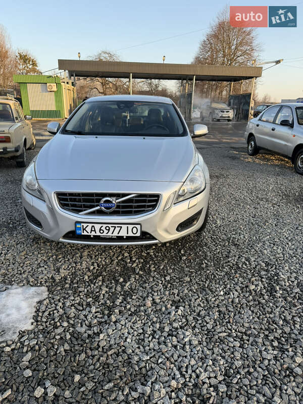 2011 volvo s60