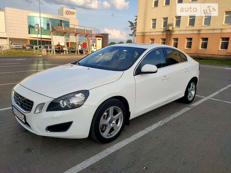 2011 volvo s60