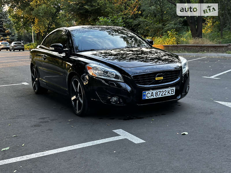 2010 volvo c70