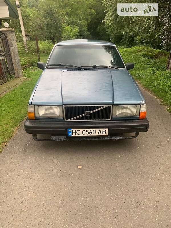 1984 volvo 740 2-0
