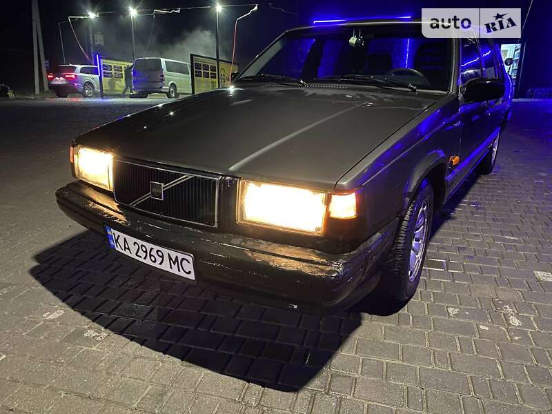 1989 volvo 740