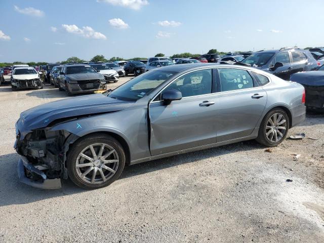 2017 VOLVO S90