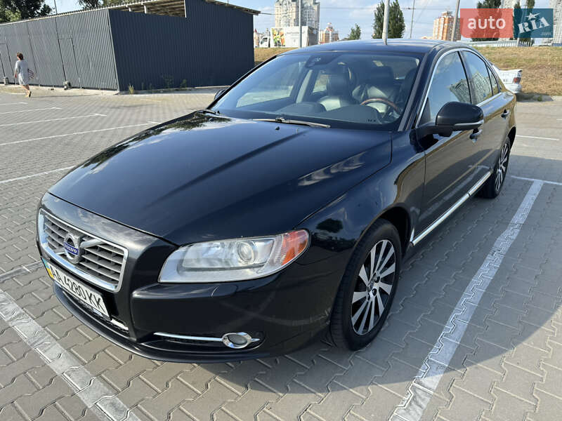 2013 volvo s80