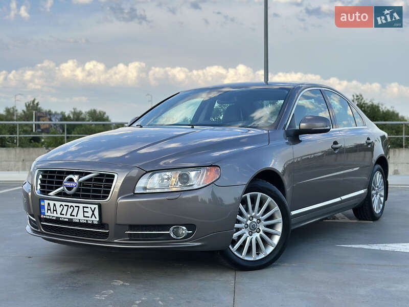 2011 volvo s80