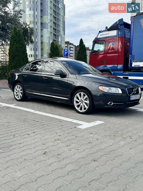 2013 volvo s80